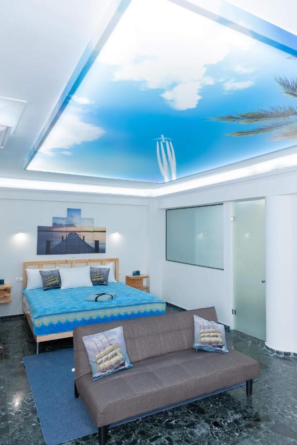 Rhodes City As Suites Room 14 מראה חיצוני תמונה